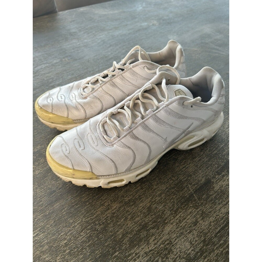 Nike Air Max Plus TN Tuned Men's Size 12 Triple White Cool Grey